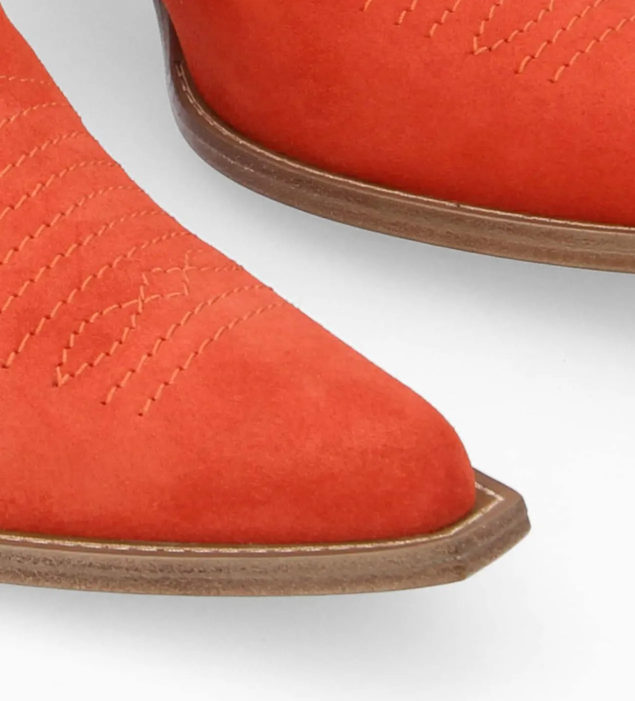 FREE LANCE Paris Bottine western chelsea brodée à talon - Simone 50 - Cuir velours - Coquelicot Flash Sale
